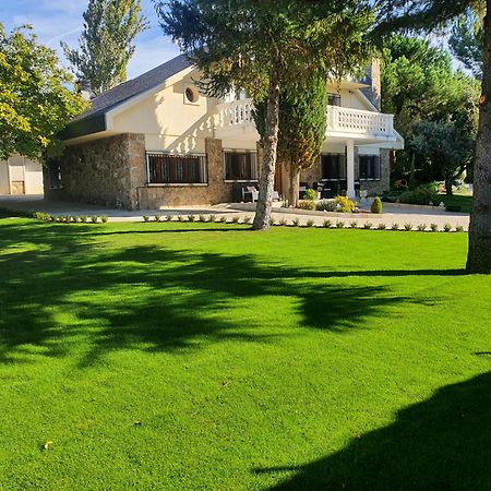 Villa Monika Alpedrete Εξωτερικό φωτογραφία